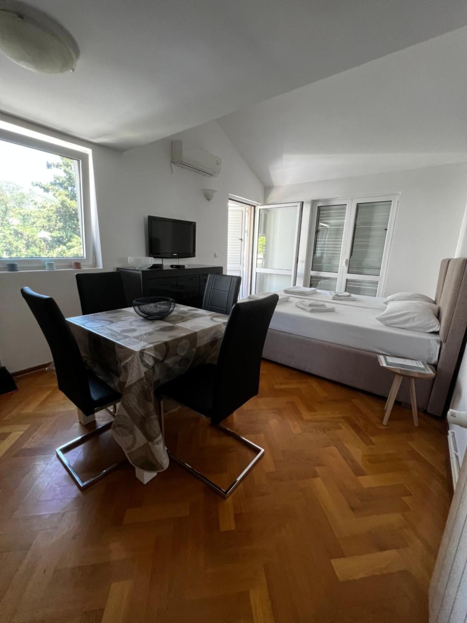 Guest House Mrvaljevic Budva Eksteriør billede