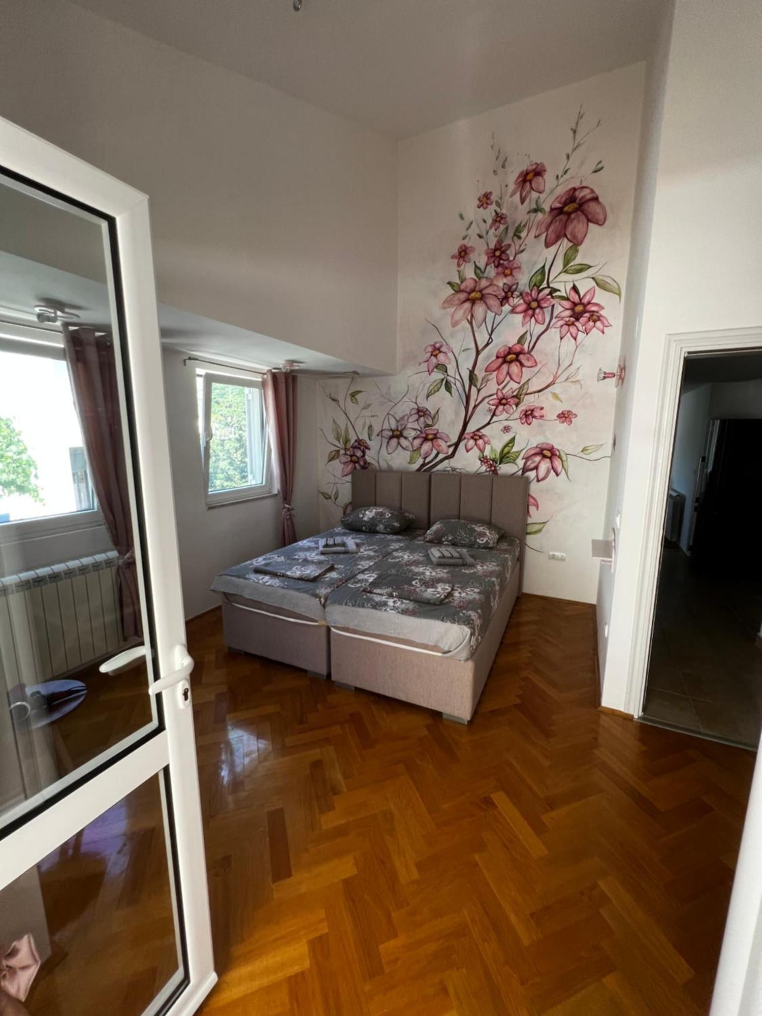 Guest House Mrvaljevic Budva Eksteriør billede
